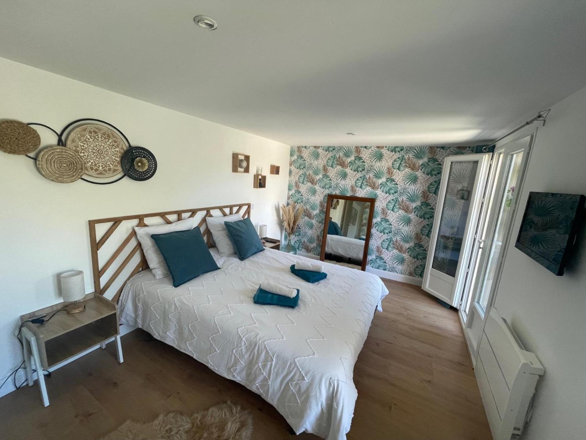 Alba Spa "Love Jacuzzi Sauna" Villefranche-de-Lauragais Bagian luar foto